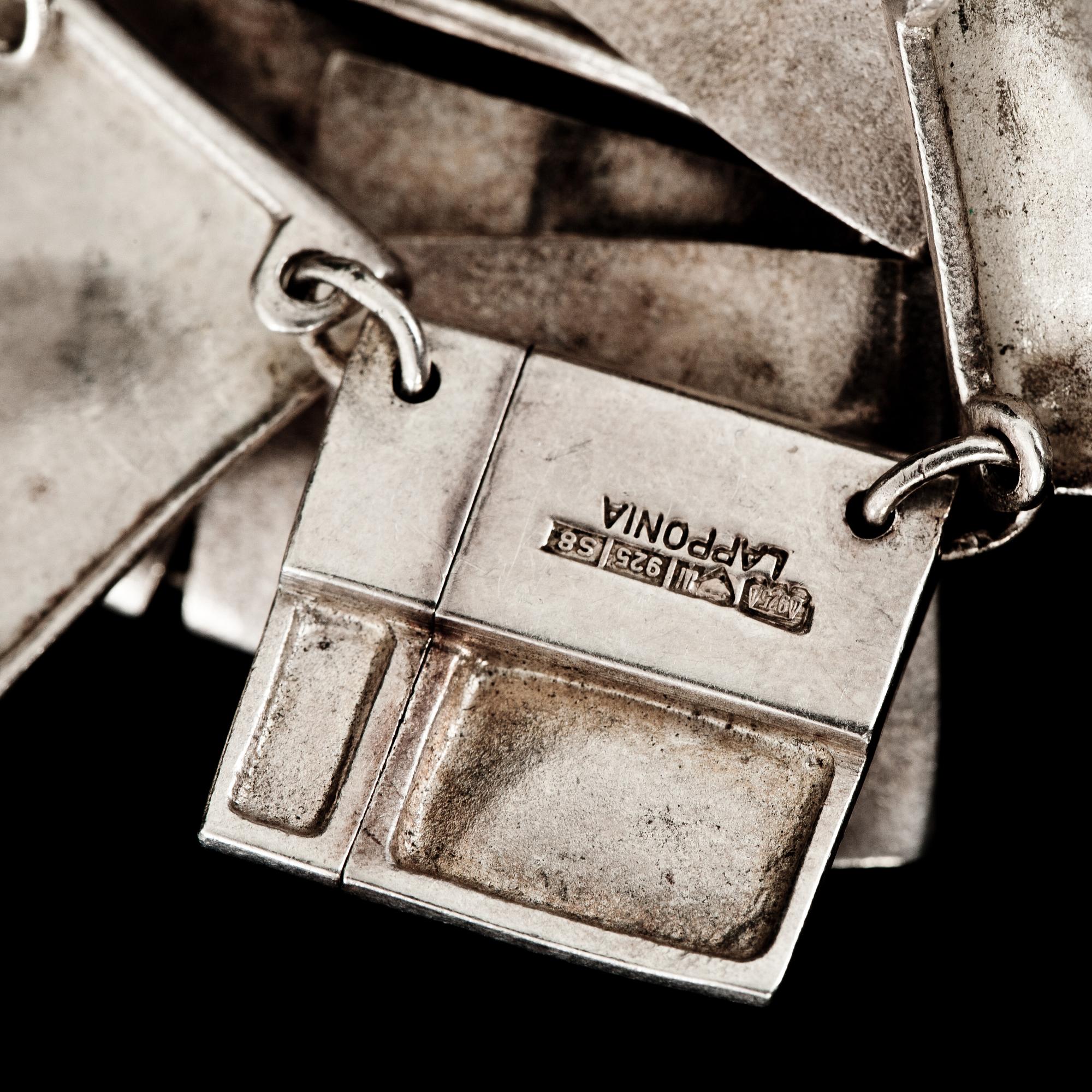 COLLIER, sterling-silver, Lapponia, design Björn Weckström, Finland 1995. Vikt ca 60 g.