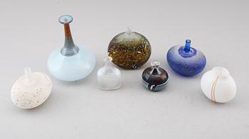 VASER, 7 st, glas, Bertil Vallien, Kosta Boda, signerade.