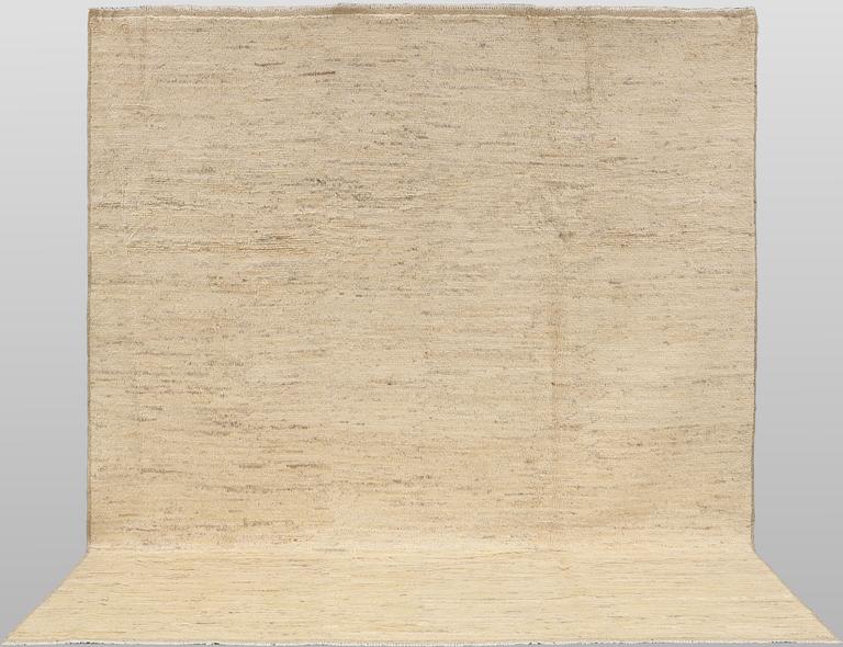 Matta, Marocko design, ca 292 x 258 cm.