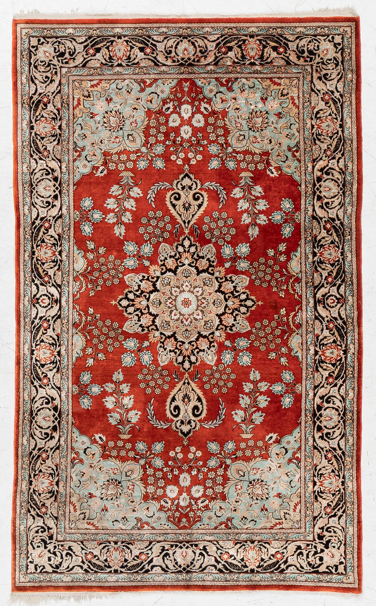 Carpet, Tabriz, silk, approx. 152 x 92 cm.