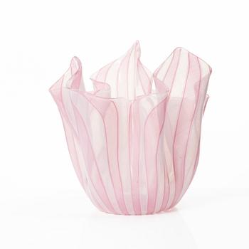 Paolo Venini & Fulvio Bianconi, a 'Fazzoletto' vase, Venini, Murano, Italy.