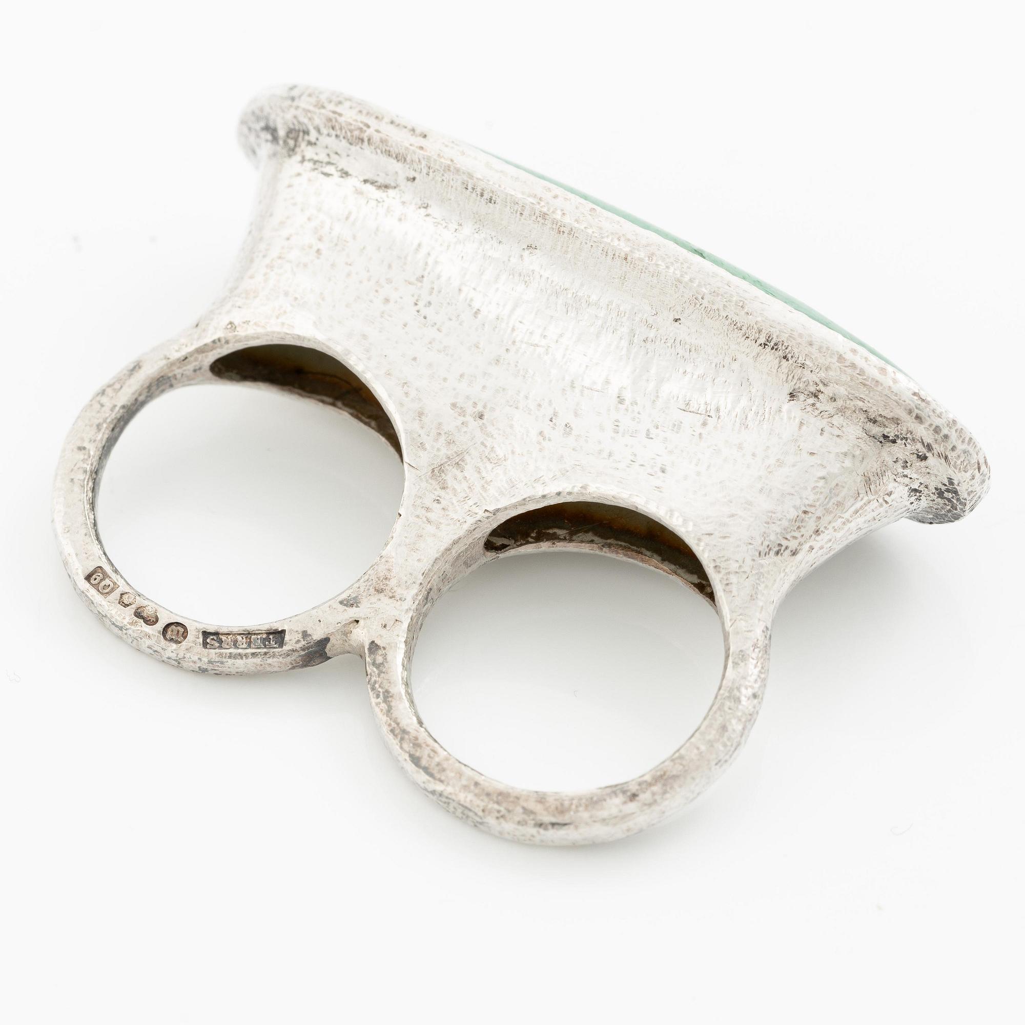 PA Lundahl-Terrs, a ring, silver with quartz, Växjö 1966.