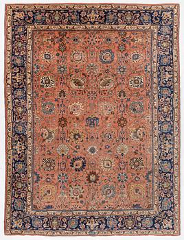 Semi-antique Tabriz rug, approx. 365 x 275 cm.