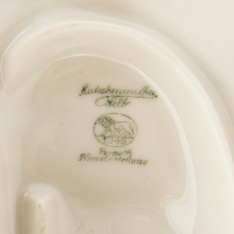 Karl Tutter/MH Fritz figurine Hutschenreuther Germany mid-20th century porcelain.