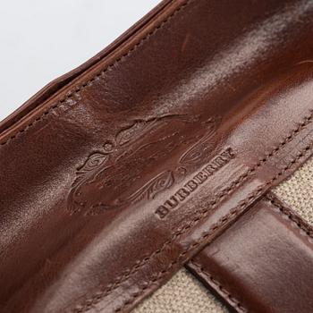 VÄSKA, Burberry.