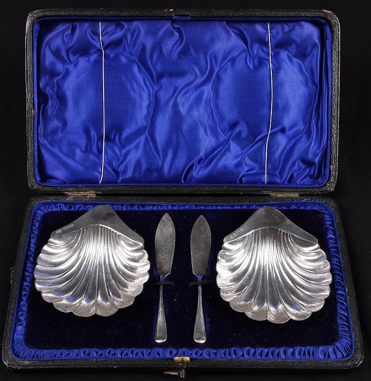 SMÖRSNÄCKOR, ett par, silver, Sheffield 1907.