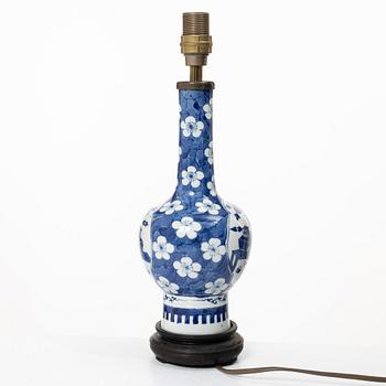 Vas/bordsampa, porslin, Kina, 1800-tal.