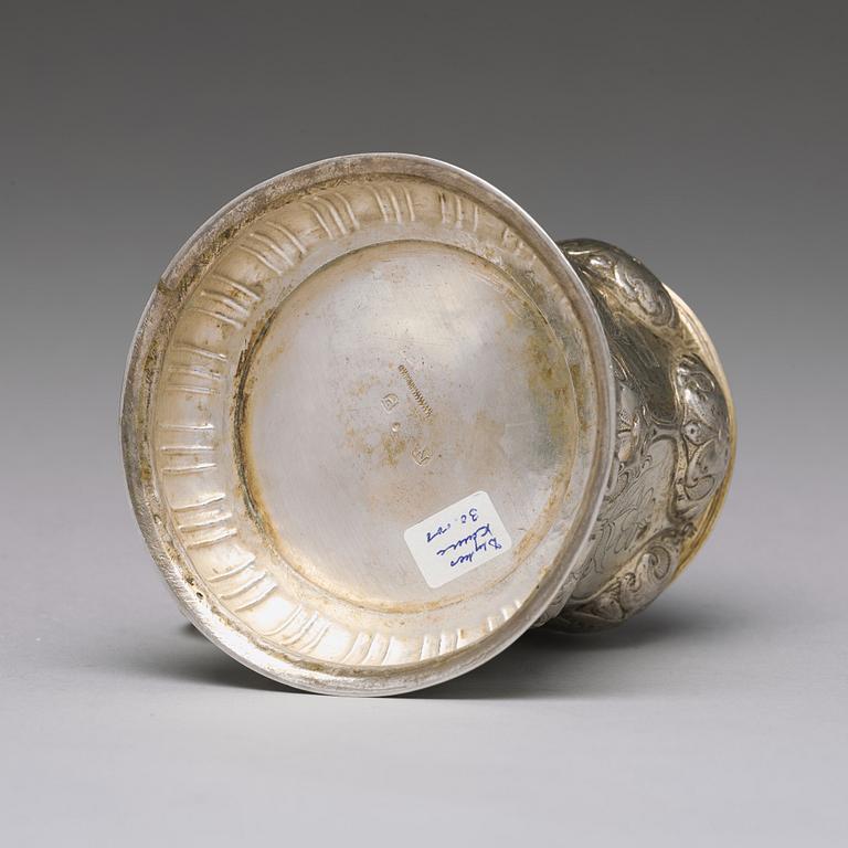 A German 17th century silver-gilt tankard, mark of Philipp Plapert, Nürnberg (1637-1665).
