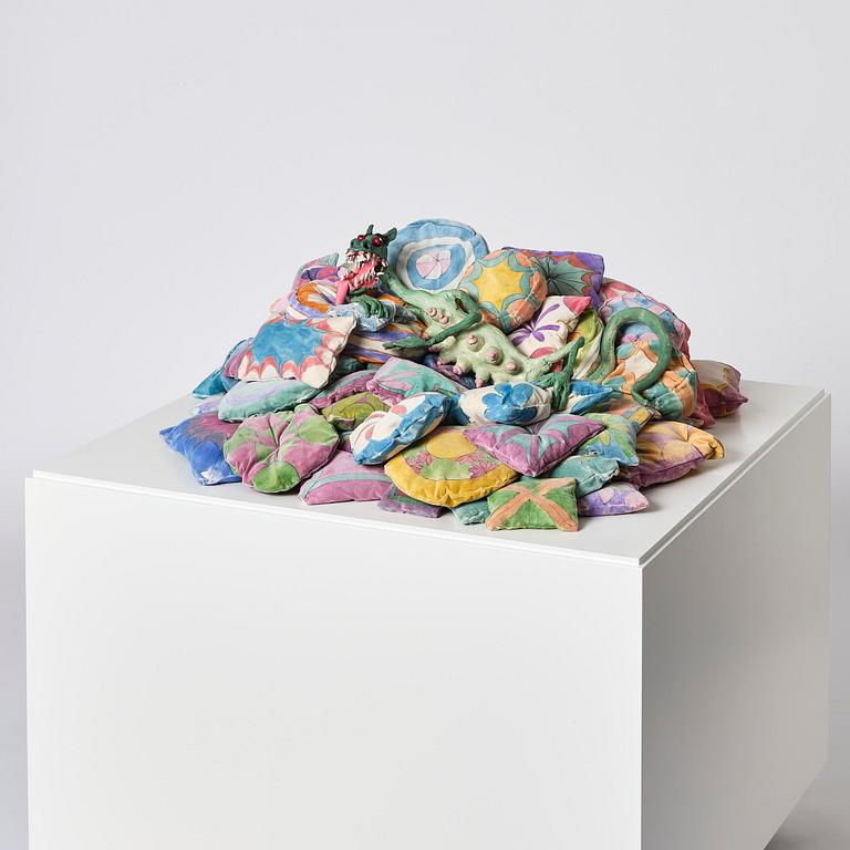 Nathalie Djurberg & Hans Berg, "Dragon on Pillows".