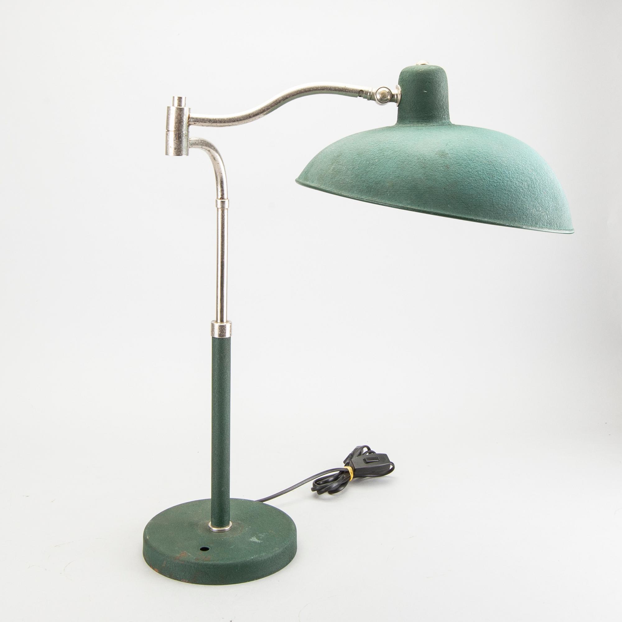 Skrivbordslampa, märkt Liberty. England, 1900-talets mitt.