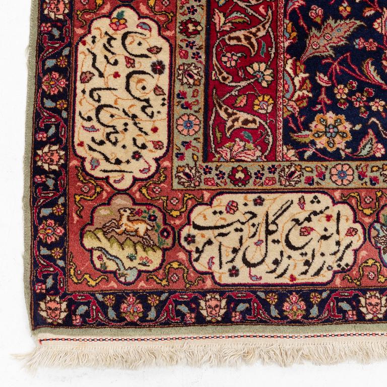 Rug, oriental, circa 280 x 163 cm.