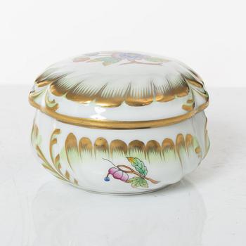 A 68-piece 'Queen Victoria' dinner service, Herend, Hungary.