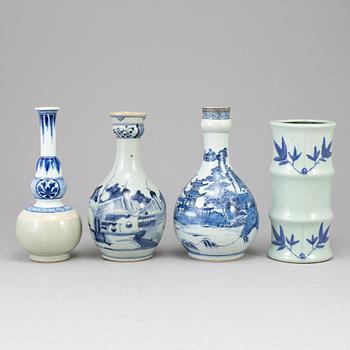 Four blue and white vases, Qing dynasty and China, 18-20th century.