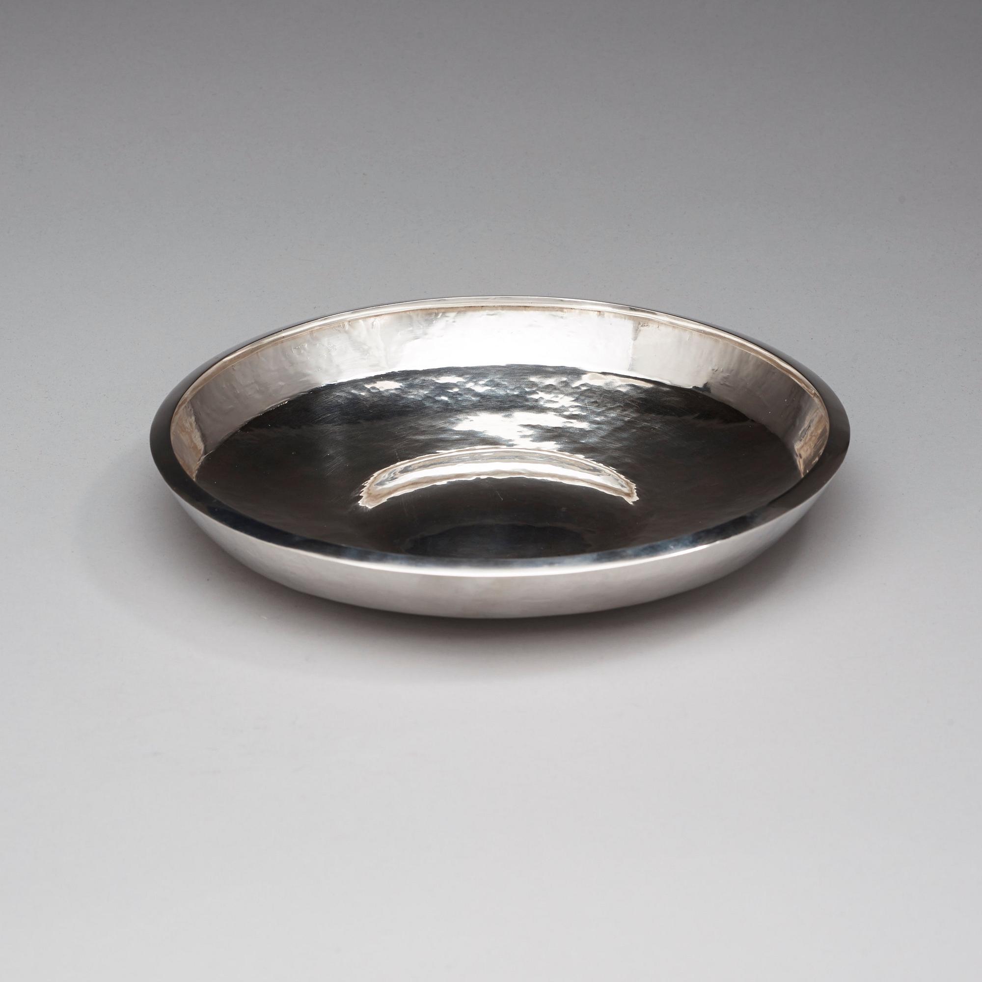 A Rey Urban sterling dish, Stockholm 1969.