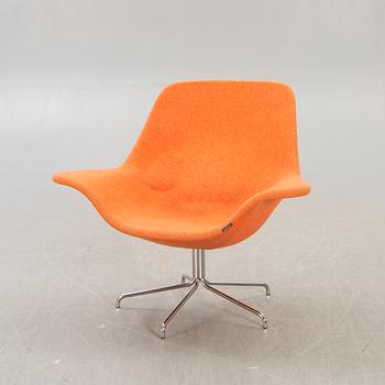 Michael Sodeau,  'Oyster Low' fåtölj, Offecct, 2000 -talet.
