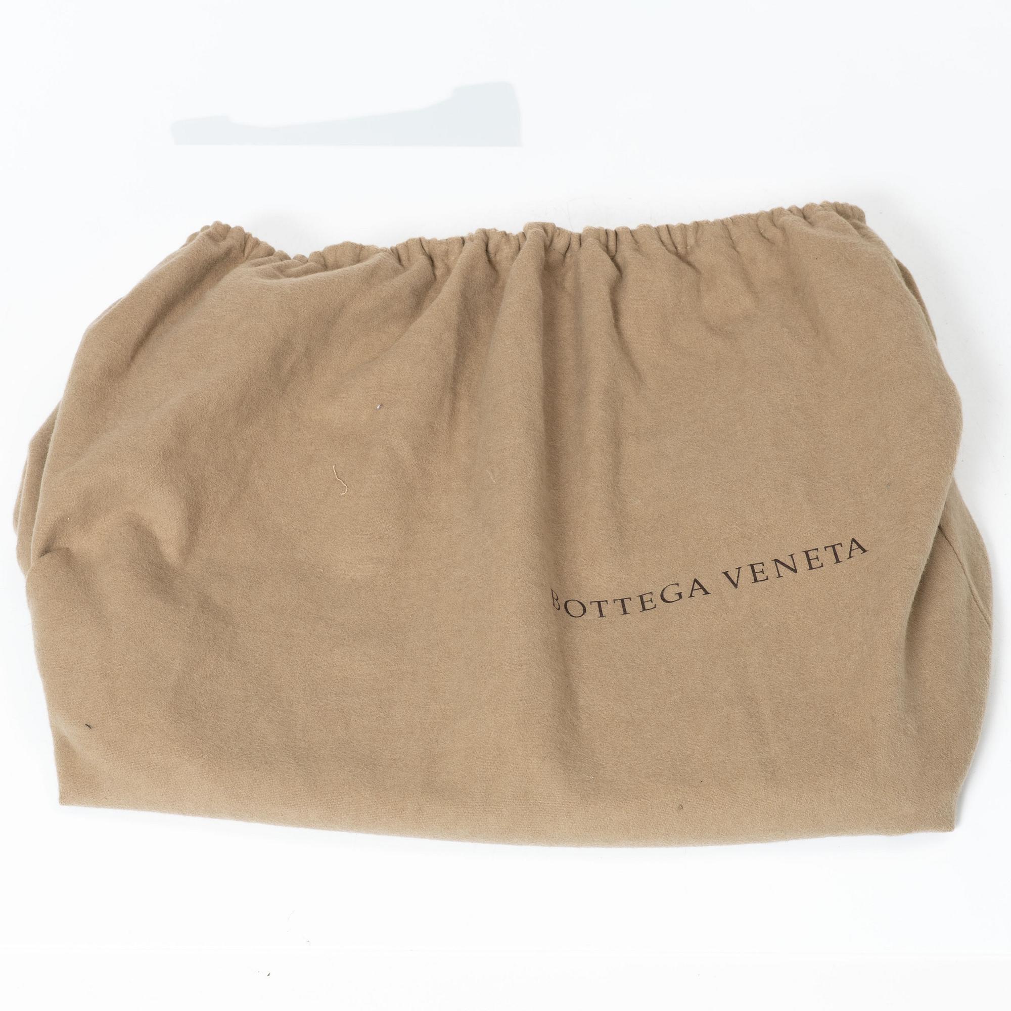 Bottega Veneta, bag "Hobo Bag".