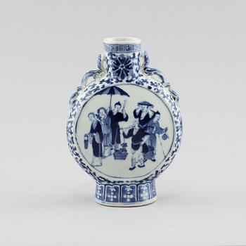 PILGRIMSKRUS, porslin, Kina, 1800-tal.