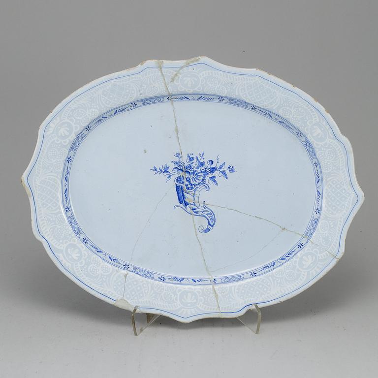 A Swedish Rörstrand faience dish, 18th Century.