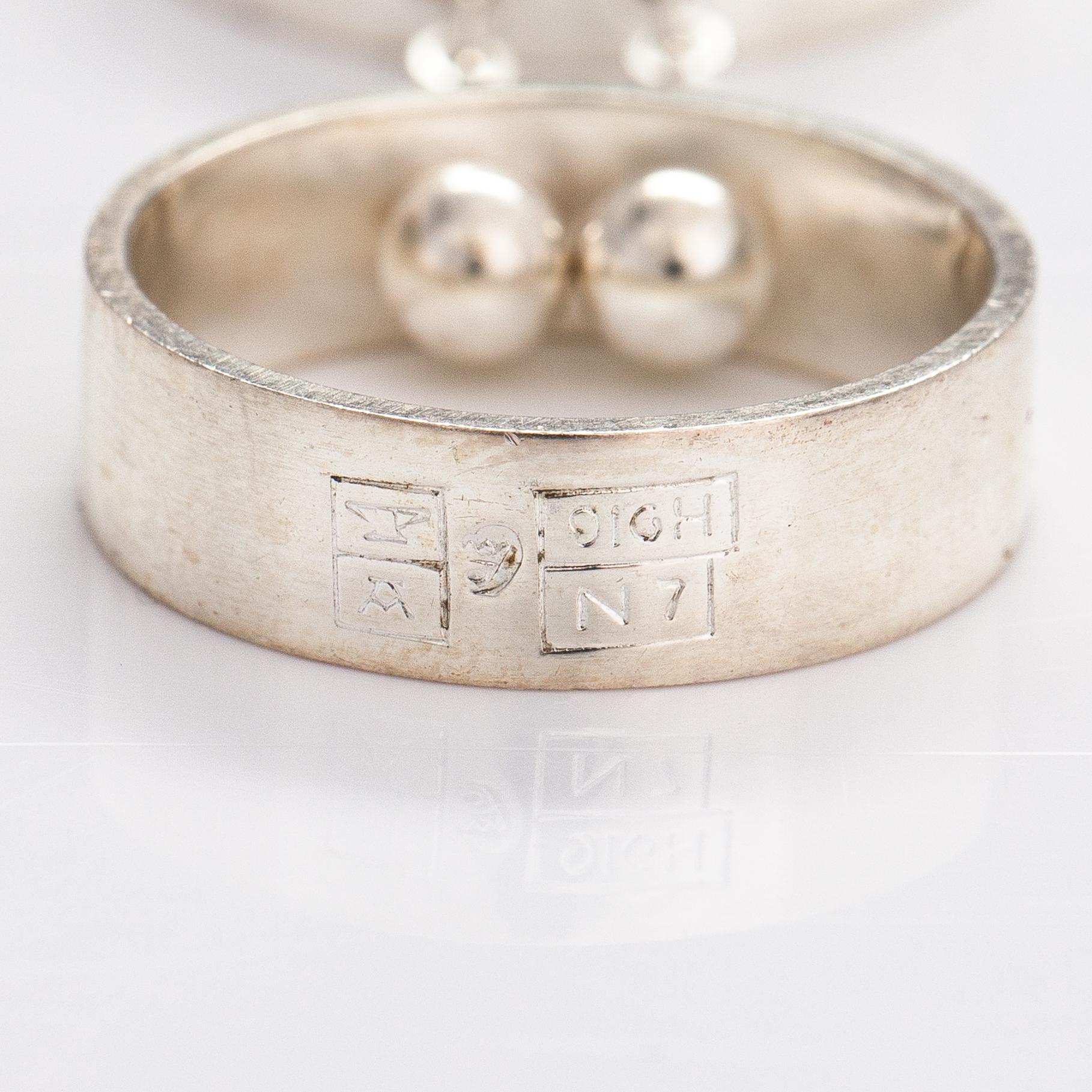 Elis Kauppi, A silver necklace. Kupittaan kulta, Turku 1966.