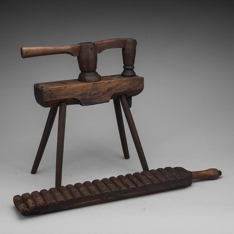 PARTI ALLMOGE, 2 delar. 1800-tal.