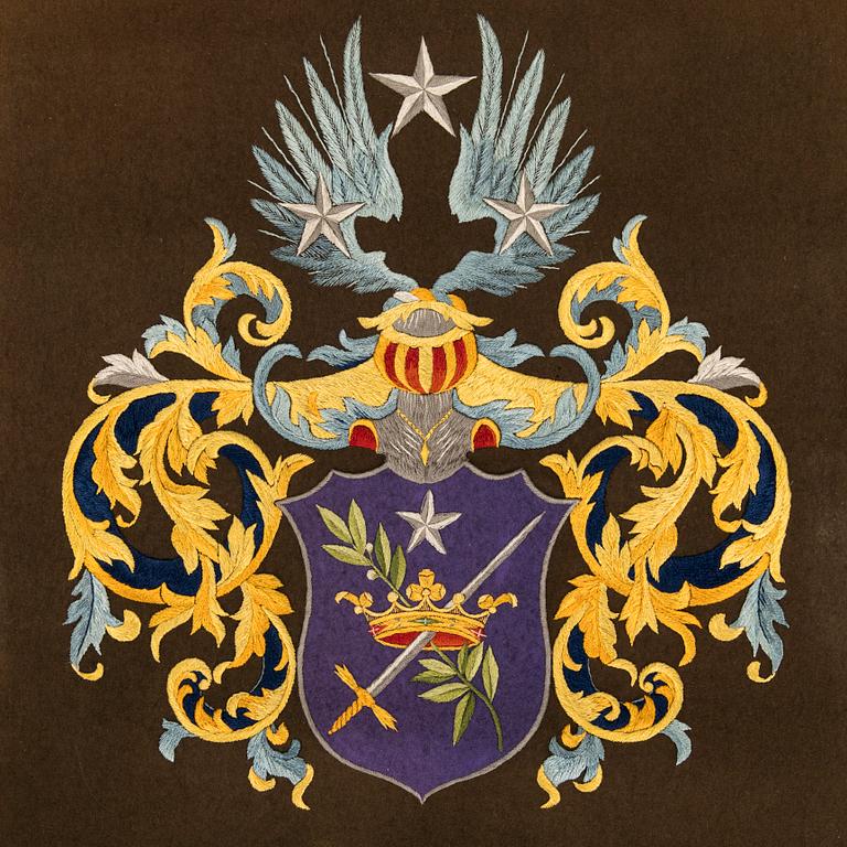 Embroidery, Munsterhjelm family coat of arms, first half of the 20th century.
