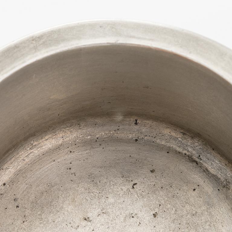 Bertel Gardberg, a bowl for Hopeatehdas oy, Helsinki/ Finnmade Gardberg, Norrmark handicraft.
