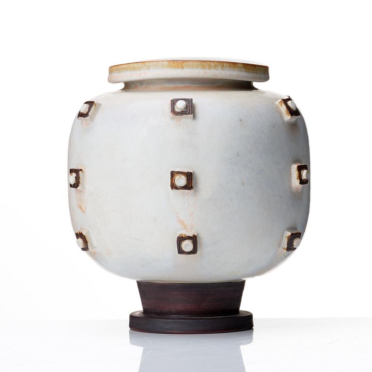 Wilhelm Kåge, a 'Farsta' stoneware jar, Gustavsberg studio, Sweden 1940-50's.