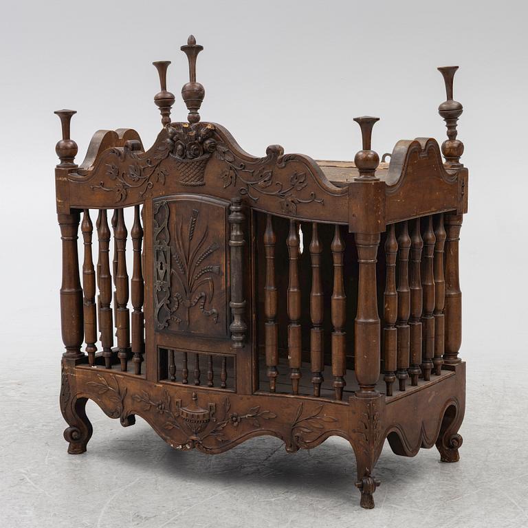 A bread rack, France, 18th/19th century.