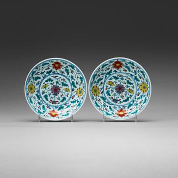 367. Two doucai lotus dishes, late Qing dynasty with Qianlong seal mark.