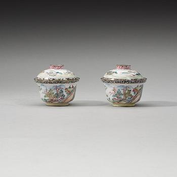 A pair of copper on enaml cups with covers, Qing dynasty, 18th Century.