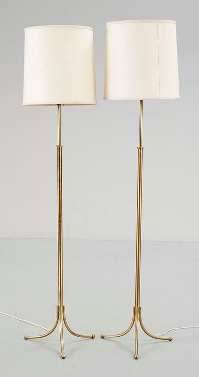 GOLVARMATURER, ett par, modell G2326, Josef Frank, Svenskt Tenn.