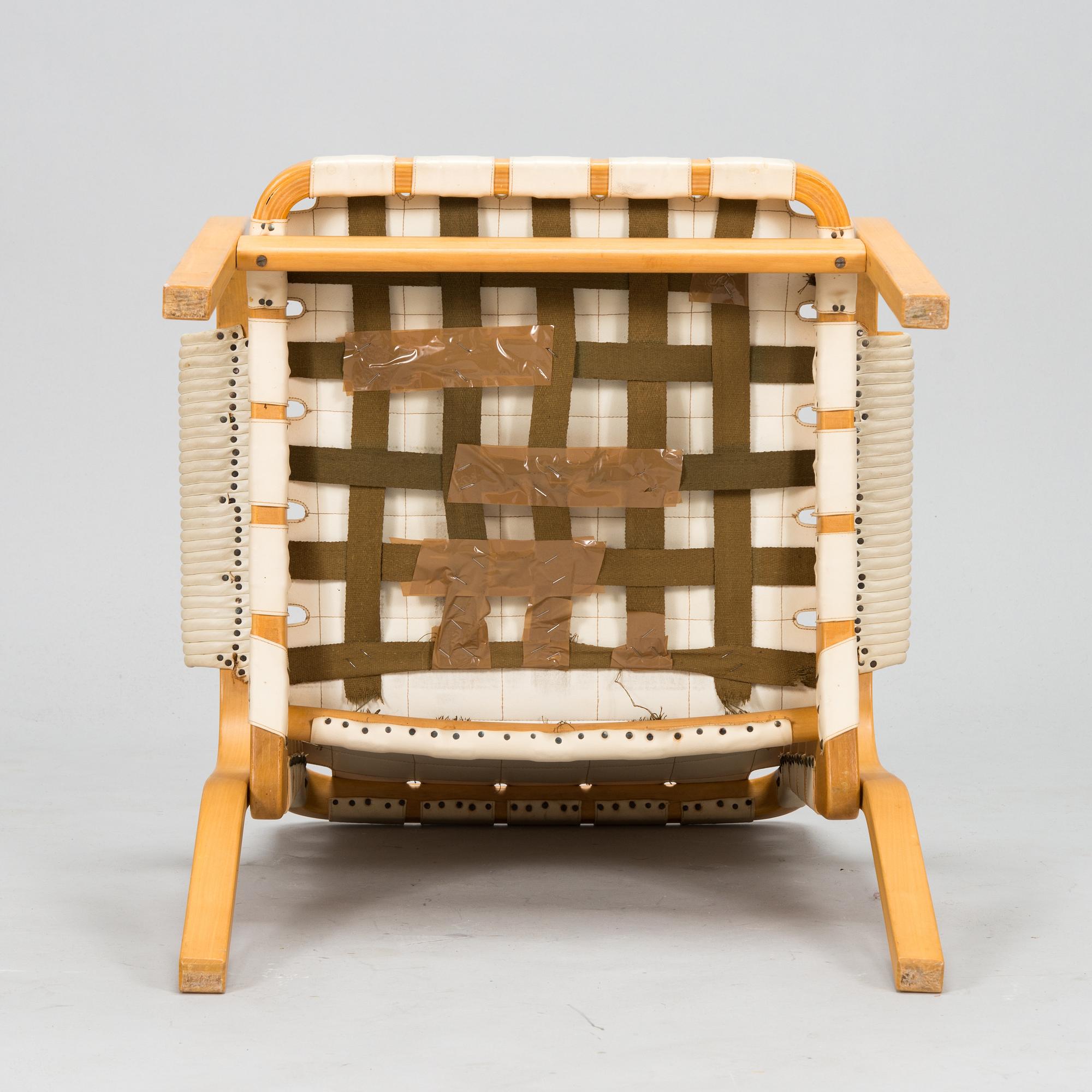 Alvar Aalto, karmstol, modell 45 för Artek 1960/70-tal.