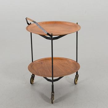 SERVERINGSVAGN, 1900-talets mitt.