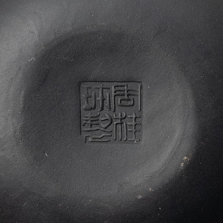 Zhou Guizhen, A 'ruyi' blue yixing teapot, 1980s.