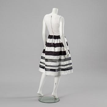 COCKTAIL DRESS, Alice + Olivia, size 4.