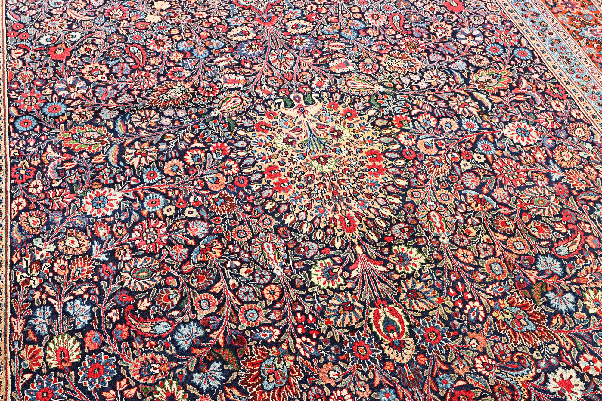 Matta, semiantik Meshed, ca. 360 x 252 cm.