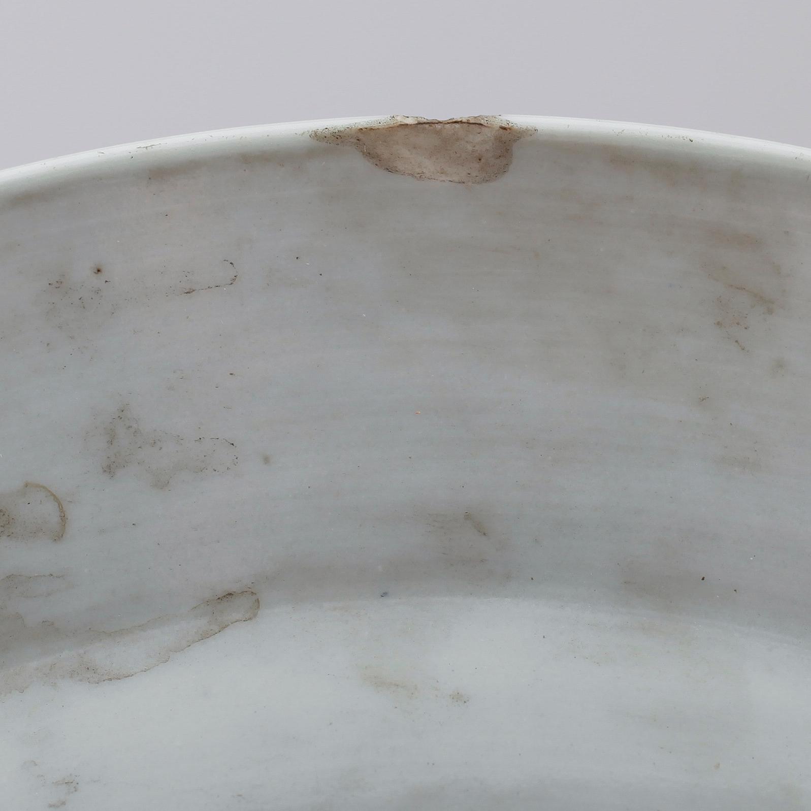 TALLRIKAR, 3 st snarlika, porslin, Kina, Qianlong 1736-1795.