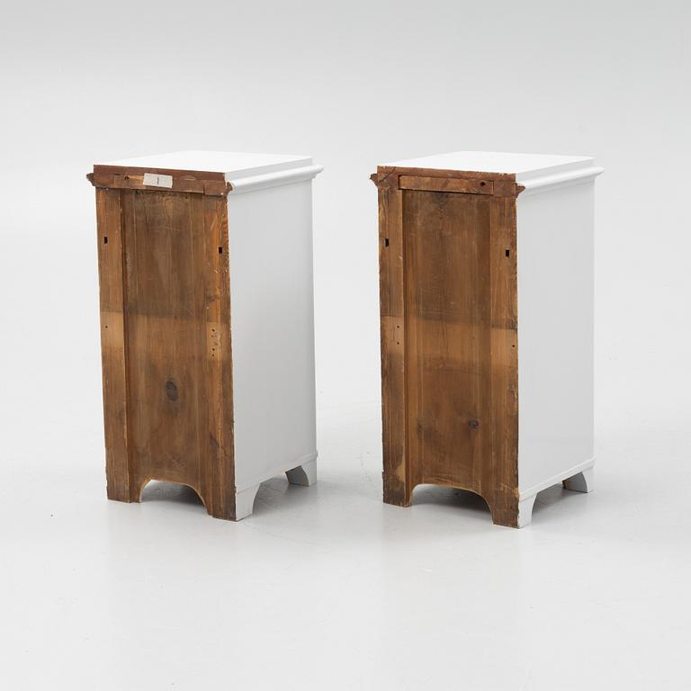 Sängbord, ett par, tidigt 1900-tal.