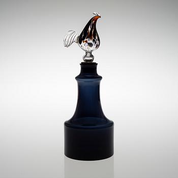 KAJ FRANCK, A DECANTER. Kukkopullo (Rooster bottle). Signed Nuutajärvi Notsjö -59.