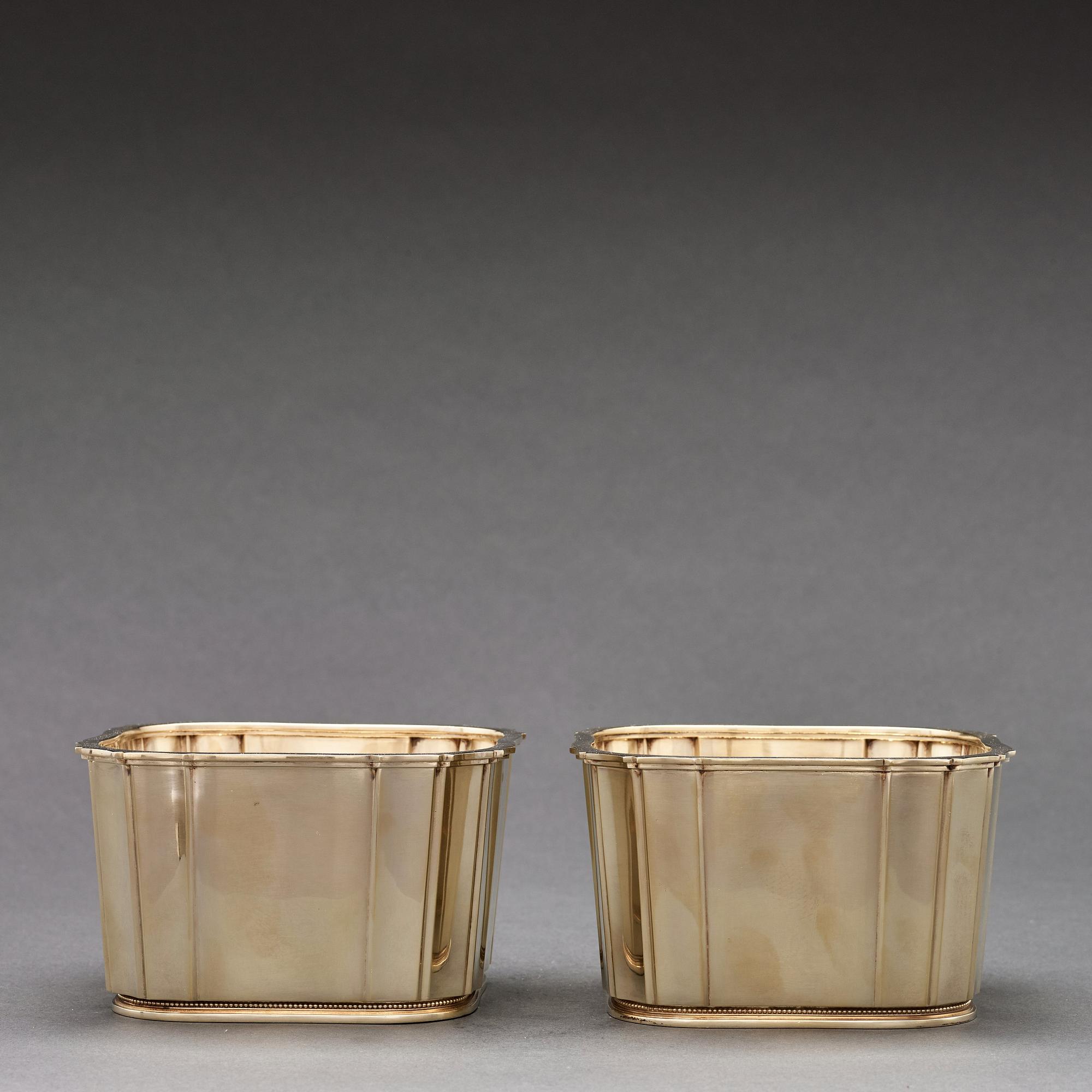 Atelier Borgila, a pair of gilt sterling faceted bowls, Stockholm 1946.