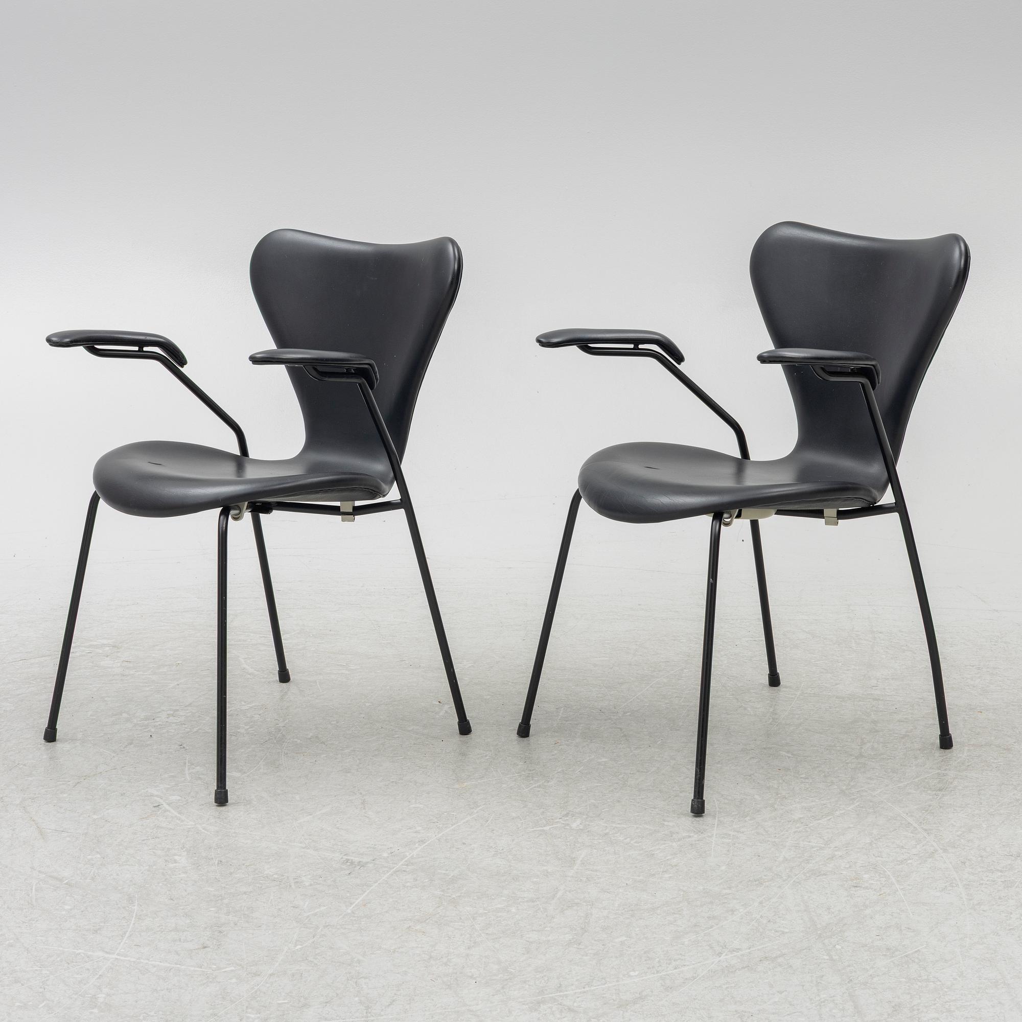 Arne Jacobsen, five 'Seven' armchairs, Fritz Hansen, Denmark, 21st century.