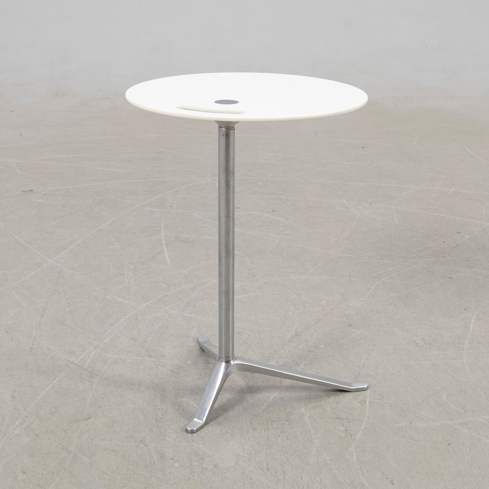 Kasper Salto, bord, "Little Friend", Fritz Hansen, Danmark.