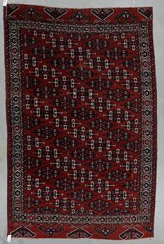 MATTA, semiantik Yomoud. Ca 300x190 cm.