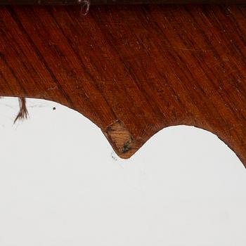 Byrå, rokokostil, omkring år 1900.