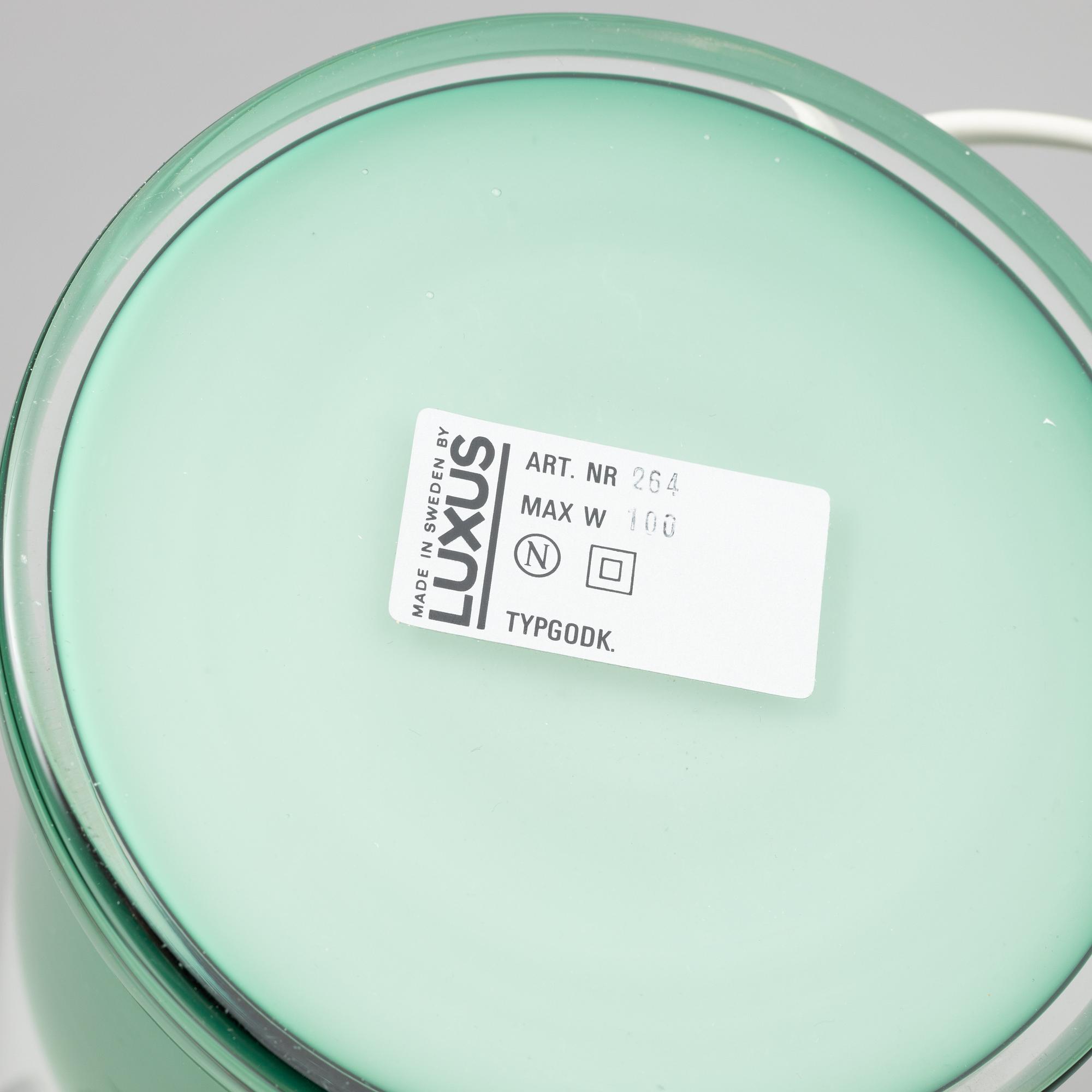 Uno & Östen Kristiansson, a pair of glass table light for Luxus, 1970's.