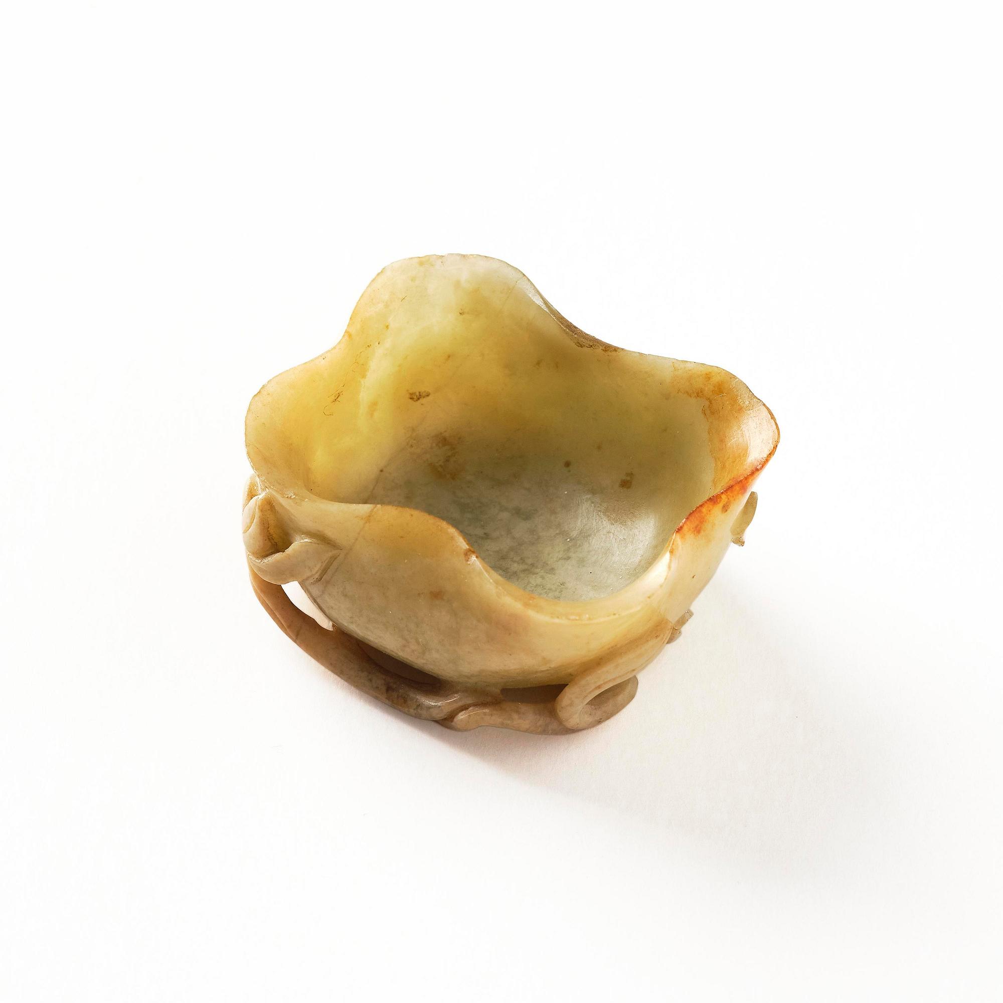 Penselbad och bältesspänne, nefrit.  Qingdynastin.