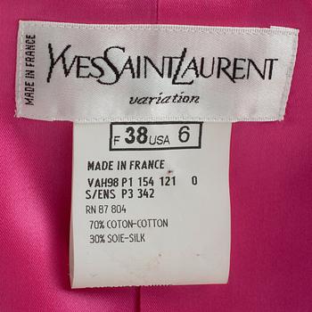 YVES SAINT LAURENT, a two-piece silk suit consisting of jacket and skirt.