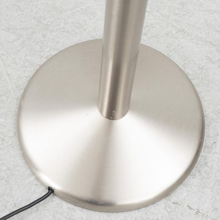 Pietro Chiesa, golvlampa, "Luminator", Fontana Arte, Italien, 2017.