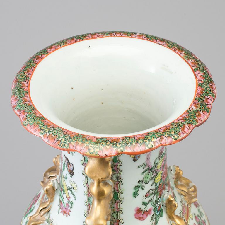 A Chinese famille rose vase, Canton, circa 1900.