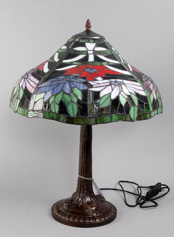 BORDSLAMPA, "Tiffany-stil", 1900/2000-tal.